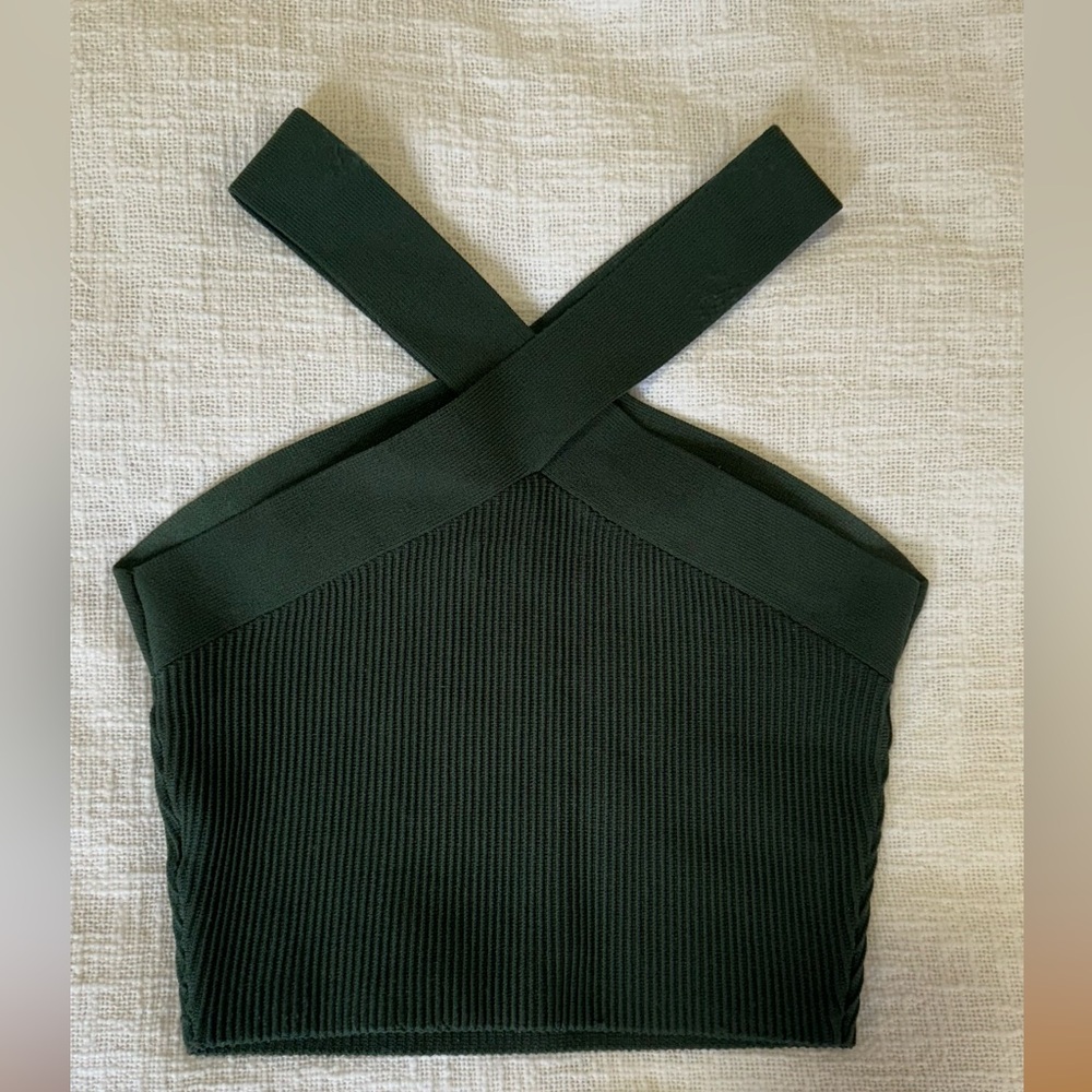 ARITZIA Babaton Criss Cross Tank Size M